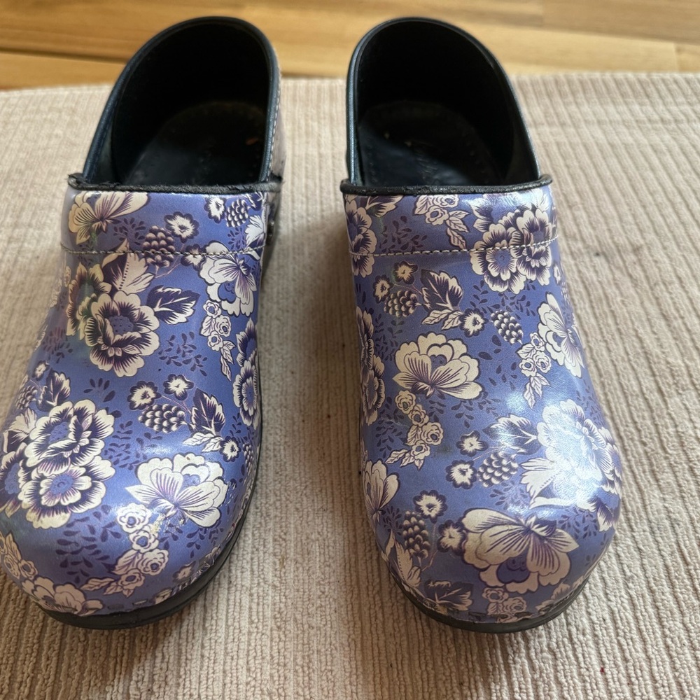 Sanita Purple Mules & Clogs with Glossy Finish